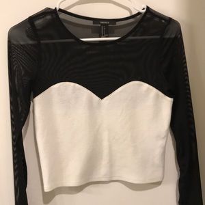 Long sleeve crop top